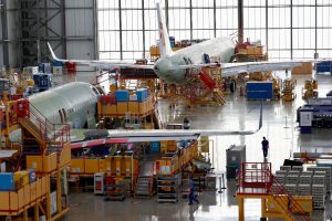 Китай ще подобри политиките за безмитните магазини, за да увеличи потреблението