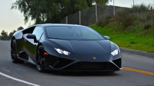 Свръхбогатите в Малайзия изчезват, след като данъчните облекчения за луксозни коли в Лангкави изчезват