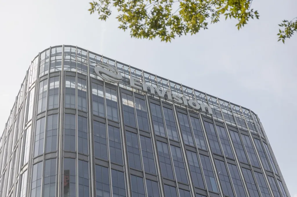 AI енергийна станция започва работа във Вътрешна Монголия