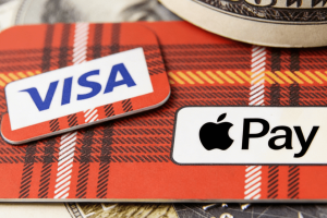 Visa си партнира с Apple, за да позволи задгранични плащания с Apple Pay за картодържатели в Китай