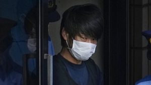 Убиецът на бившия японски премиер Шиндзо Абе Тецуя Ямагами беше осъден на доживотен затвор